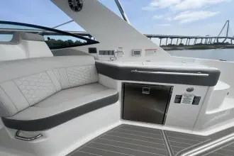 Thumbnail von Sea Ray 320 Sundancer Outboard