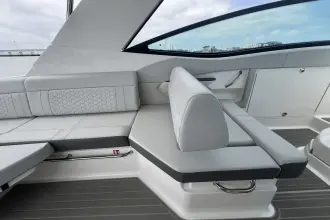 Thumbnail von Sea Ray 320 Sundancer Outboard