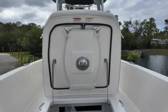 Thumbnail von Boston Whaler 220 Dauntless