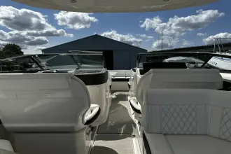 Thumbnail von Sea Ray SLX 310