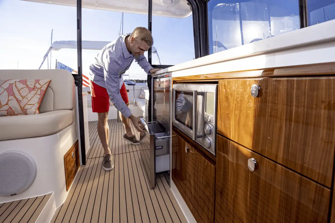 Thumbnail von MJM Yachts 4