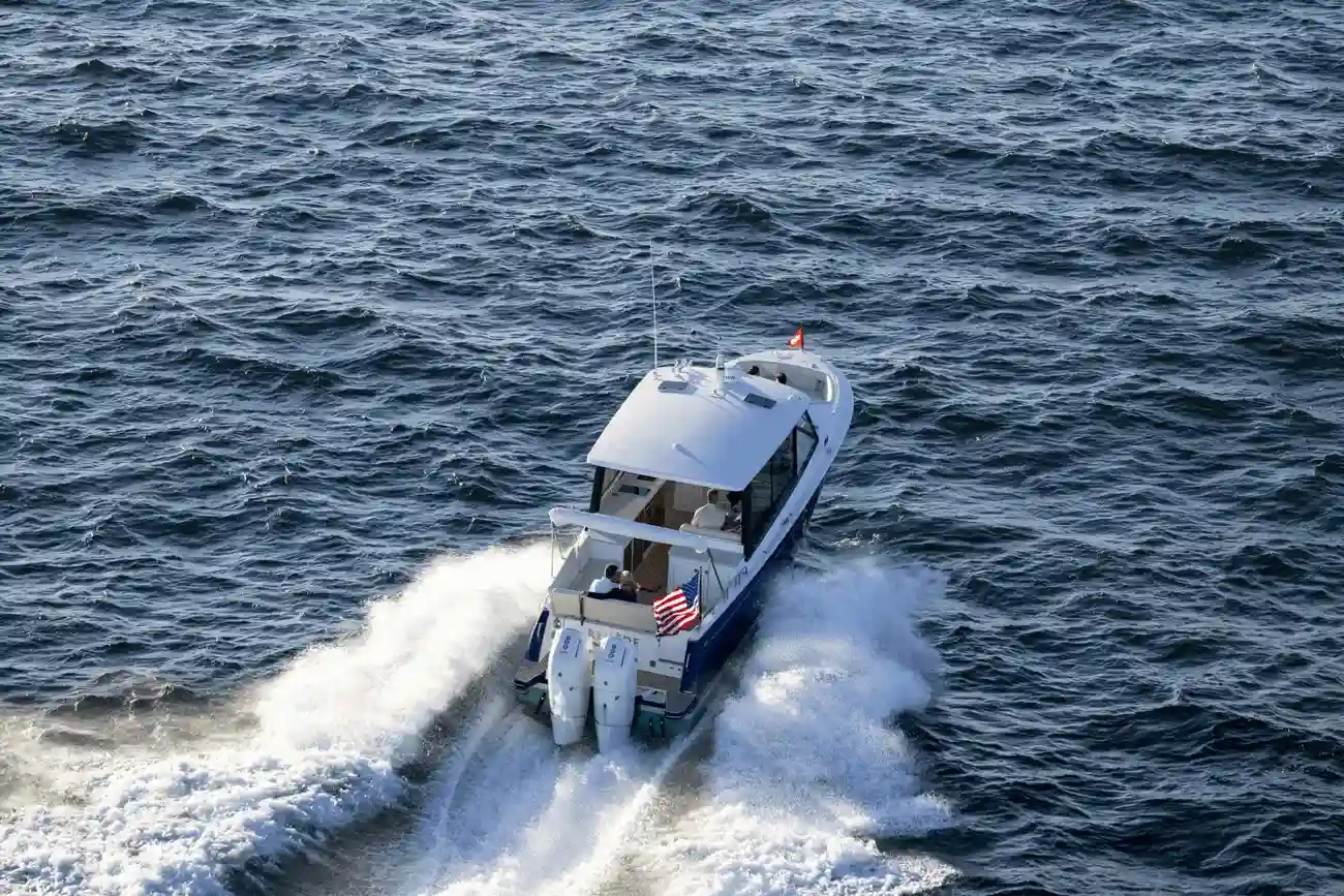 Thumbnail von MJM Yachts 4