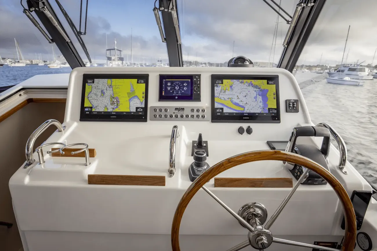 Thumbnail von MJM Yachts 4