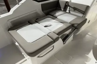 Thumbnail von Boston Whaler 210 Vantage