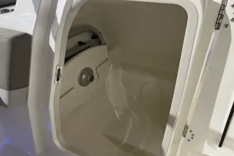 Thumbnail von Boston Whaler 210 Vantage