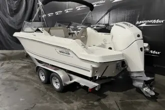 Thumbnail von Boston Whaler 210 Vantage
