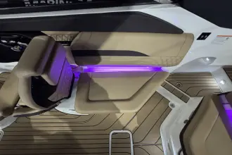 Thumbnail von Sea Ray SLX 260 Surf