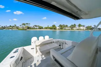 Thumbnail von Boston Whaler 350 Realm