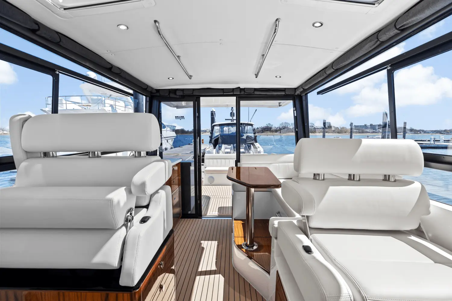 Thumbnail von MJM Yachts 42