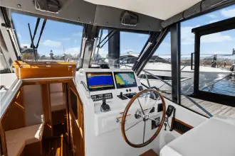 Thumbnail von MJM Yachts 42