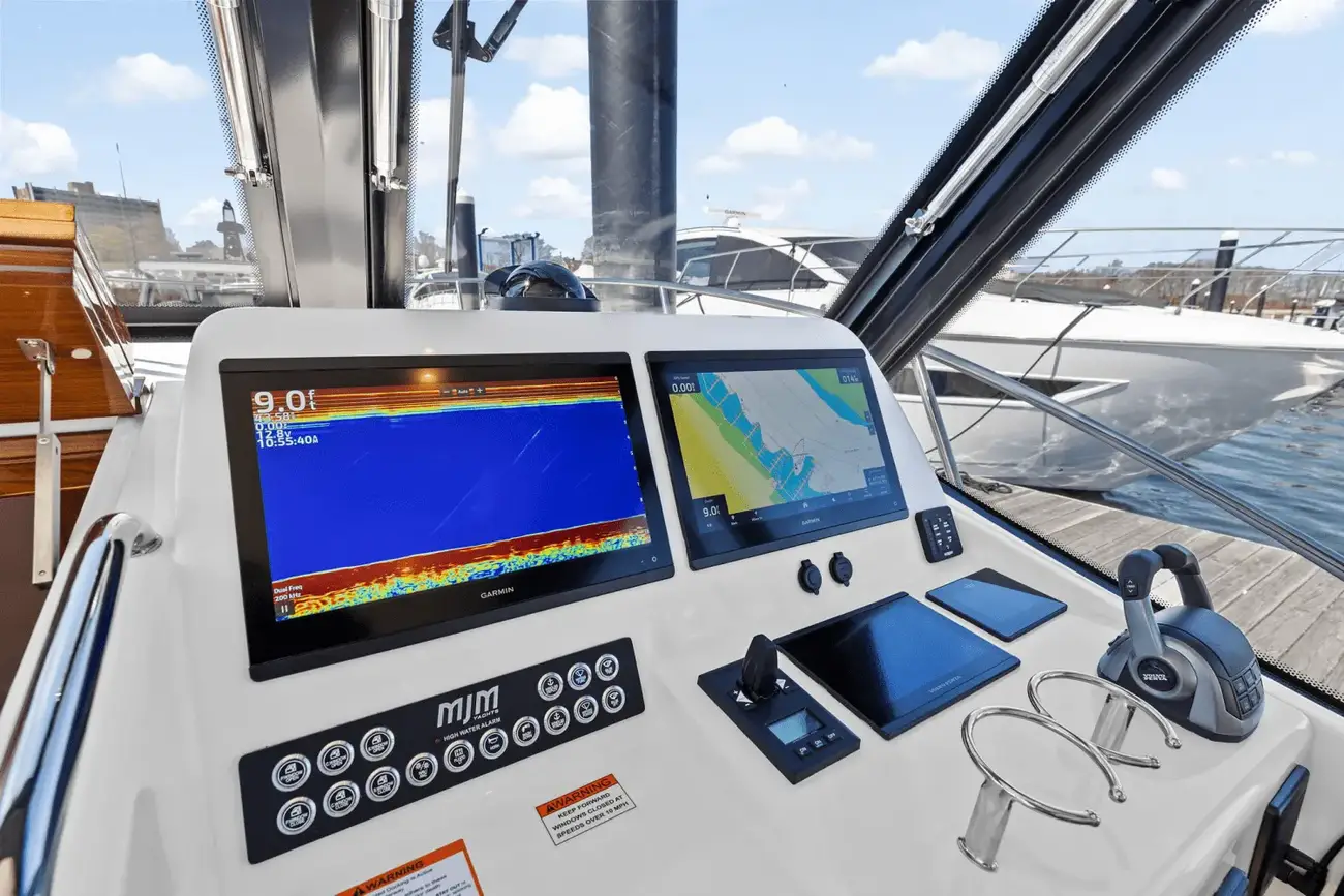 Thumbnail von MJM Yachts 42