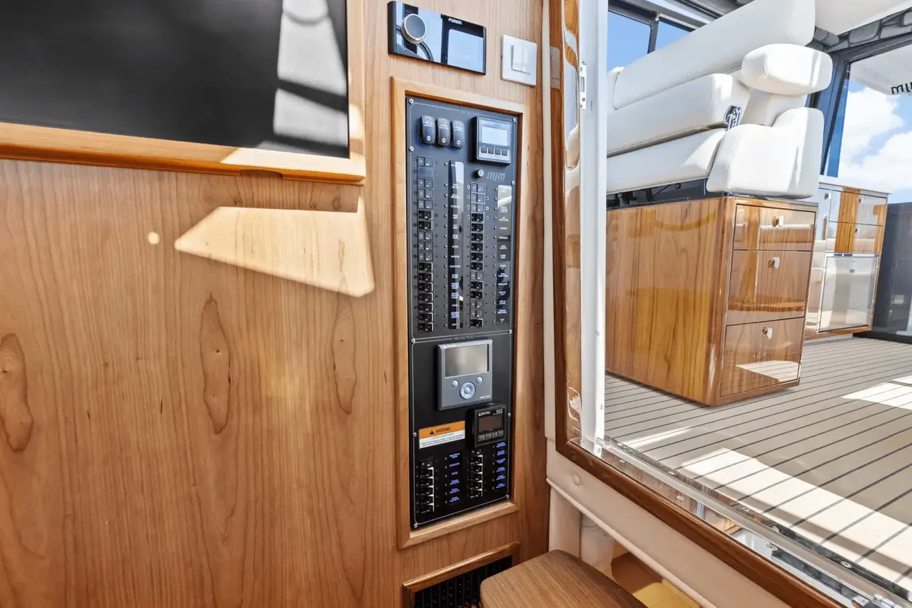 Thumbnail von MJM Yachts 42