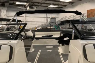 Thumbnail von Bayliner VR5