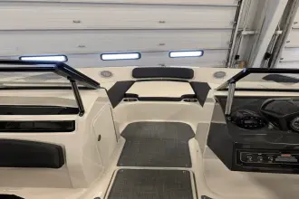 Thumbnail von Bayliner VR5