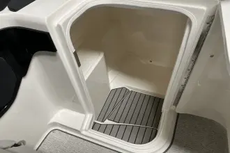 Thumbnail von Sea Ray SLX 260