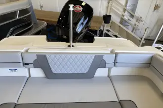 Thumbnail von Bayliner VR4