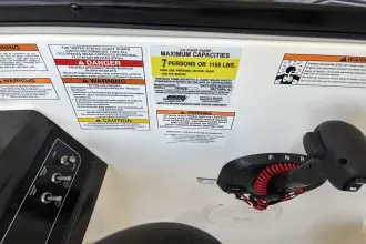 Thumbnail von Bayliner VR4