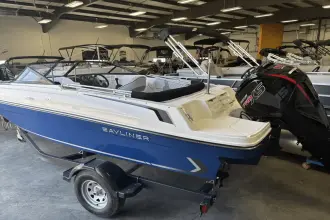 Thumbnail von Bayliner VR4