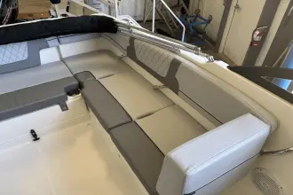 Thumbnail von Bayliner VR4