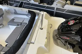 Thumbnail von Bayliner VR4