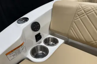 Thumbnail von Sea Ray SDX 230 Außenborder