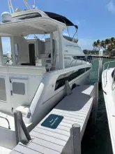 Thumbnail von Carver 43 Motor Yacht