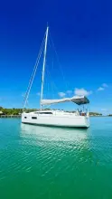 Thumbnail von Beneteau Oceanis 34.1