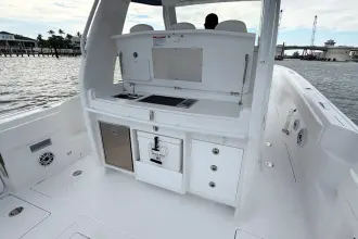 Thumbnail von Intrepid 41 Panacea