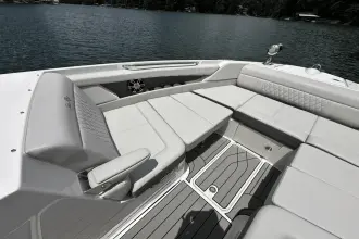 Thumbnail von Sea Ray SLX 350