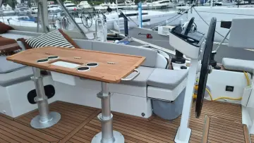 Thumbnail von Beneteau Oceanis 47