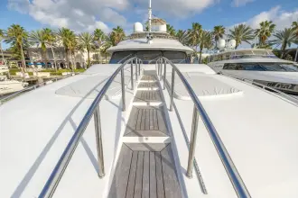 Thumbnail von Benetti 120 Classic