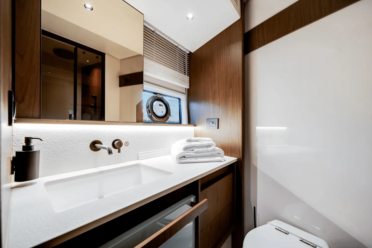 Thumbnail von Azimut Fly 72