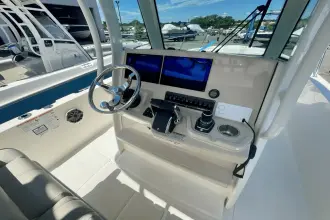 Thumbnail von Boston Whaler 280 Dauntless