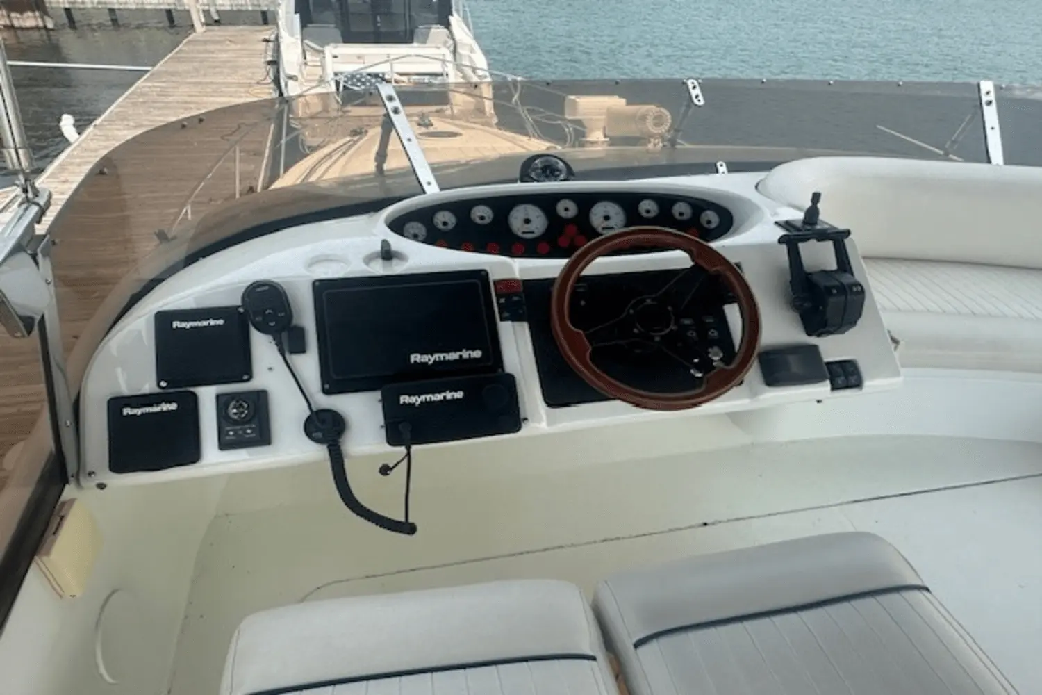 Thumbnail von Absolute 52