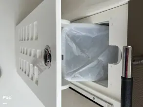 Thumbnail von Sea Ray SLX 350