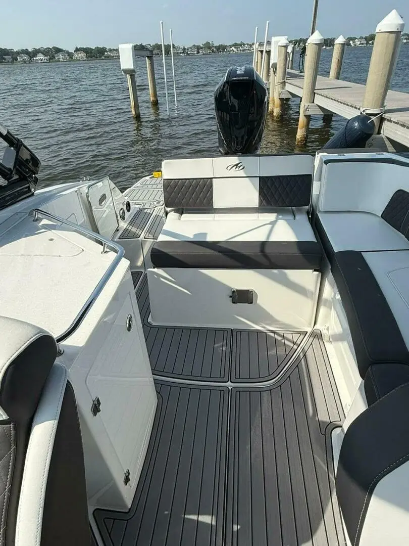 Thumbnail von Monterey M 65