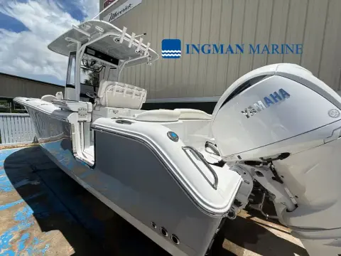 Sea Hunt Ultra 265 SE