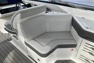 Thumbnail von Sea Ray SLX 310