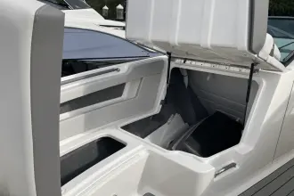 Thumbnail von Sea Ray SLX 310