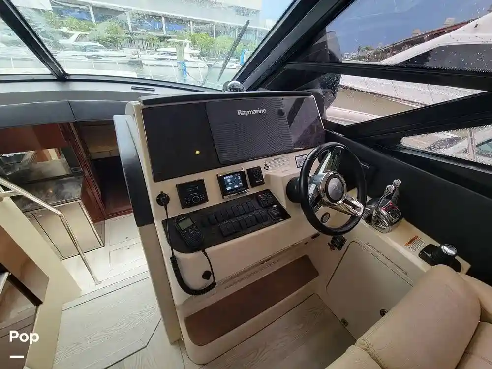 Thumbnail von Sea Ray 470 Sundancer