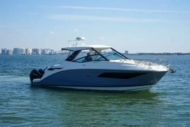 Sea Ray 320 Sundancer Outboard CAPSTONE I