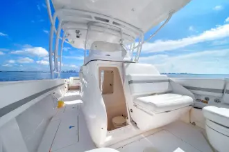 Thumbnail von Intrepid 327 CC Our Season