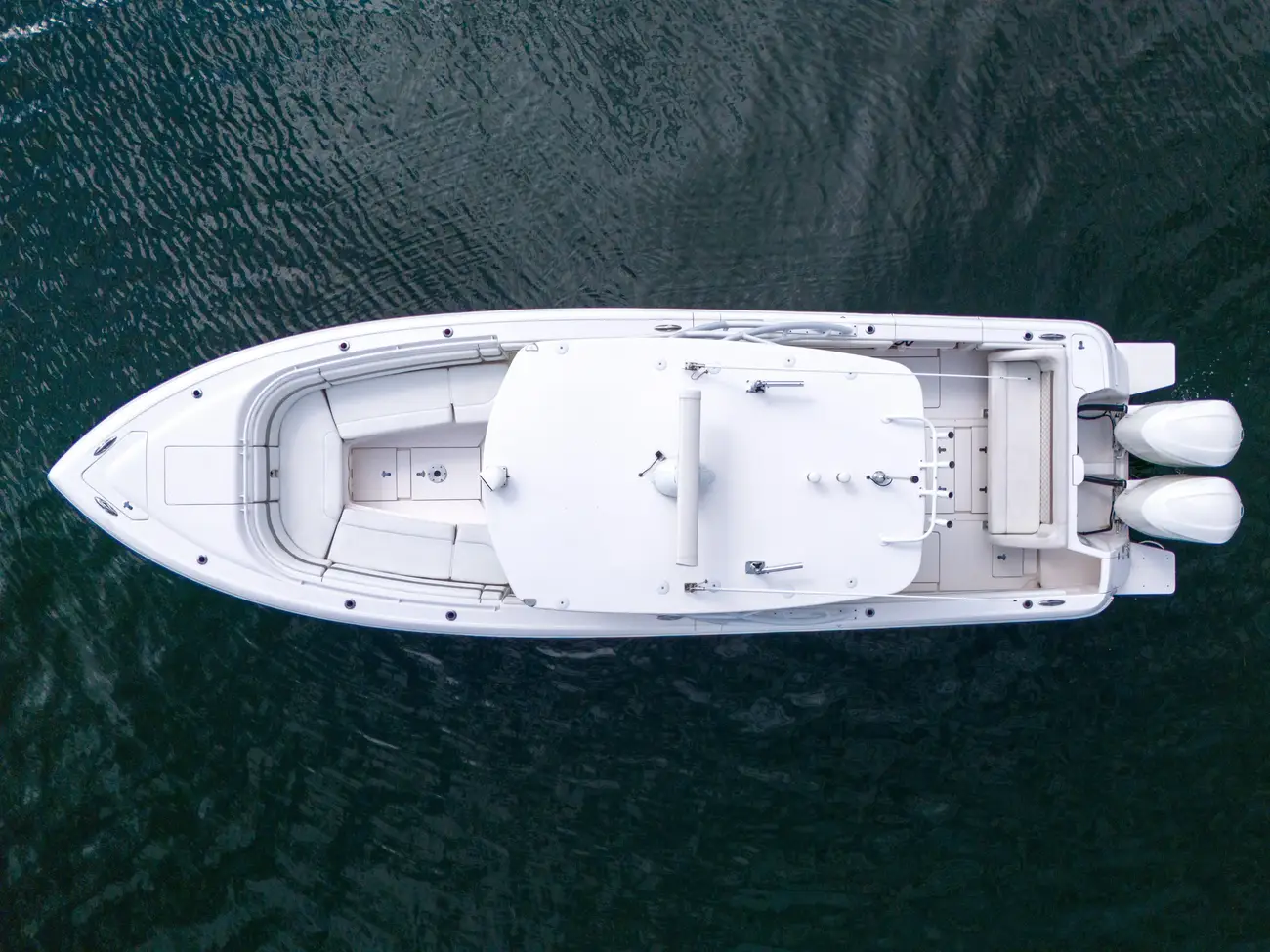 Thumbnail von Intrepid 327 CC Our Season