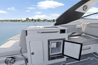 Thumbnail von Cruisers Yachts 34 GLS
