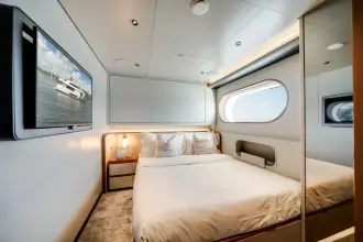 Thumbnail von Azimut 50