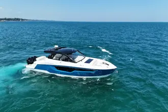Thumbnail von Cruisers Yachts 50 GLS OB