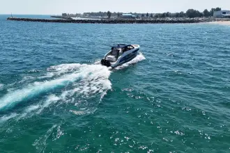 Thumbnail von Cruisers Yachts 50 GLS OB