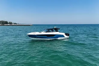 Thumbnail von Cruisers Yachts 50 GLS OB