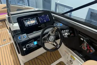 Thumbnail von Sea Ray SLX 260