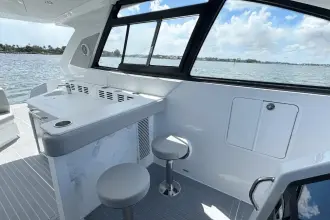 Thumbnail von Cruisers Yachts 42 GLS OB